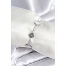 Kuşkaya Ticaret 316L Çelik Zincir Gümüş Renk Zirkon Taşlı Yonca Beyaz Kadın Bileklik