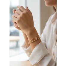 Kuşkaya Ticaret Yonca Model Pirinç Gold Renk Kadın Bileklik