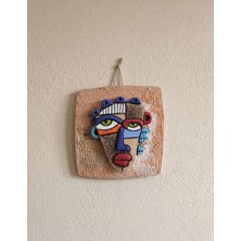 Odmek Ahenk Mask Seramik Duvar Süsü | El Yapımı Dekoratif Duvar Süsü 17 x 17,5 cm