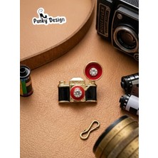 Punky Store Fotoğraf Makinesi Tasarımlı Taşlı Broş Rozet Vintage Stil Kamera Yaka Aksesuarı
