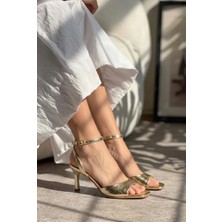 Giamgia Store  Kadın Gold Bilekten Bağlamalı Küt Burun Ince Topuklu Stiletto Abiye Ayakkabı