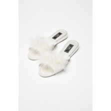 GC Terlikler Gc Topuksuz Tüylü Bayan Terlik 180 Ekru