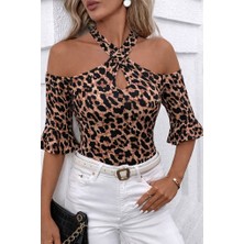 Equri Kadın Kısa Kollu Omuzlardan Açık Ön Çapraz Detaylı Süprem Bluz