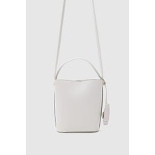 Krem Renkli Shule Bags Amore Minimal Çapraz Çanta Suni Deri Ergonomik Tasarım ile Şık Görünüm