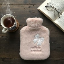 Hello Everyone Yazılı Kurdeleli Pembe Peluş Sıcak Su Torbası 1 Lt - Yumuşak Kılıf, Uzun Süre Sıcak Tutan Termal Su Torbası