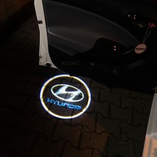MOZOKO Hyundai Kapı Altı LED Logo Işığı 2 Adet Sensörlü Pilli Yapıştırmalı Karşılama Projektörü