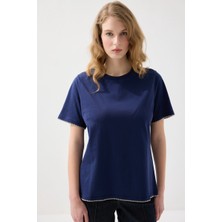Gusto Kontrast Nakış Detaylı Pamuk T-Shirt - Lacivert