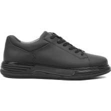 Celal Gültekin Erkek Siyah Bağcıklı Kalın Tabanlı Mat Deri Sneaker