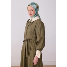 Belli Yeşil Çiçek Desen %100 Twill İpek Eşarp 4303 - 03
