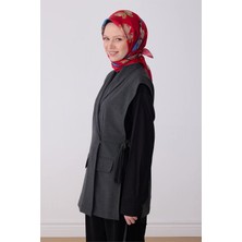 Belli Kırmızı Obje Desen %100 Twill Ipek Eşarp 4329-83