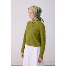 Belli Zeytin Yeşili Çok Renkli Çiçek Desen %100 Twill Ipek Eşarp 4315-04