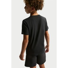 Nike Sportswear Fly Above Genç Çocuk Günlük Stil Kısa Kollu Tişört