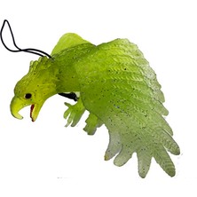 Zero Land Muratech Yeşil Renk Yumuşak Plastik Şaka Kartal Yarasa Anahtarlık Şaka Malzemesi