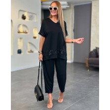 Kadın Kısa Kollu V Yakalı Pul Payetli Viskon Iki Iplik Bluz ve Pantolon Ikili Takım
