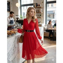 Kadın Şifon Kumaş Astalı Kloş Kesim Kruvaze Yaka Midi Boy Elbise