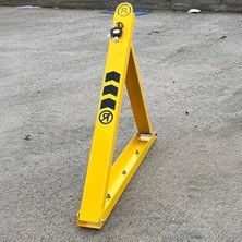 MarkEntegra Asma Kilitli Üçgen Otopark Bariyeri, 3mm Kalınlıkta Dayanıklı