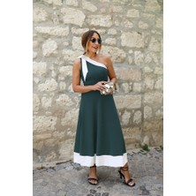 Kadın Tek Omuzu Açık Omuzlardan Kurdela Detaylı Çift Renkli Ithal Krep Elbise