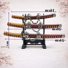 Cekar Store Japon Temalı 3’lü Mini Katana Samurai Zarf Açacağı ve Masaüstü Dekor Seti – Kaideli Mini Süs Kılıçları, Metal Görünümlü Koleksiyonluk Ofis Aksesuarı, Anime & Oyun Temalı Hediyelik Obje