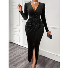 Kadın Uzun Kollu Kruvaze Yaka Önünden Çapraz Detaylı Uzun Kadife Elbise