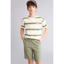 DeFacto %100 Pamuk New Regular Fit Bisiklet Yaka Baskılı Kısa Kollu Tişört Erkek Çocuk H3076A826SM
