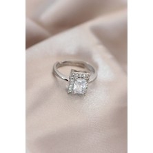 Almira Butik Mey Ithalat® Ayarlamalı Silver Renk Metal Zirkon ve Kristal Taşlı Dikdörtgen Model Yüzük