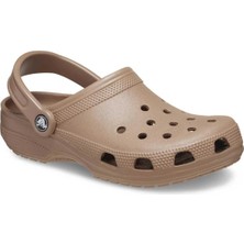 Crocs Classic Terlik Kahverengi Su Dostu Tasarım ile Plaj ve Tekne İçin Rahat Kullanım