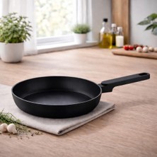 Lavonni 30 Cm Valeria Granit Tava - Siyah