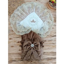 Luord-Store Yenidoğan Saray Kadife Taç Nakışlı Inci Fiyonklu Çift Dantel Duvak Trilüks Kundak Bebek Battaniyesi