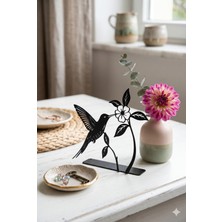 Metal Sinek Kuşu ve Çiçek Biblo Masa Dekoru  BOYUT: 12*14*2,5 CM