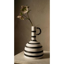 Minteks Albera El Yapımı Seramik 28cm Çizgili Sürahi – (Siyah-Beyaz)