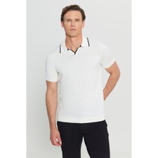 Altınyıldız Classics Erkek Beyaz %100 Pamuk Standart Fit Normal Kesim Polo Yaka Armürlü Triko Tişört