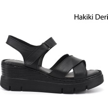 Gönderi(r) Kadın Siyah  Çapraz Bantlı Dolgu Topuklu Hakiki Deri Sandalet