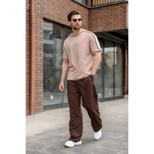 Madmext Camel Şerit Detaylı Modern Kesim Erkek Tişört E7182