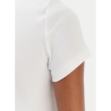 Guess Beyaz Kadın Slim Fit Taşlı T-Shirt W6RI22KA0H1-G011