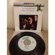 Plakperest The Doors - Light My Fire / Hello I Love You - 1973 Japonya Basım 45LIK Plak 2.el