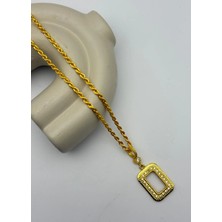 Biju Yılmaz 22K Altın Kaplama Şık Taşlı Çerçeveli Gramlık Kolye - 26GRM16