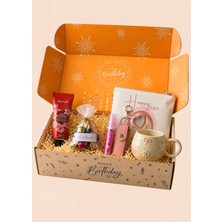 Cihania Store Özel Gün Hediye Kutusu- Kurdele Fincan, Bez Çanta, Türk Kahvesi, El Kremi, Lavi Çikolata, Anahtarlık, Lip Oil