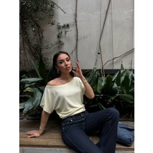 Lea Basıc Belden Oturan Düşük Omuz Kısa Kollu Pamuk Bluz