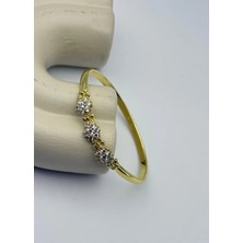 Biju Yılmaz Xuping Gold Taşlı Elegance Bloom Kelepçe - 26XPKE06