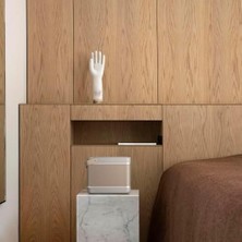 Mi-Ça Home & Olufsen Beolit 20 - Taşınabilir Bluetooth Hoparlör - Kablosuz Şarj Pedli, 3.5mm Jak Çıkışlı - Duman Grisi