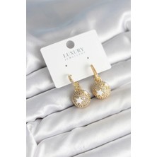 Uravas Store Top Yıldız Model Zirkon Taşlı Kadın Küpe