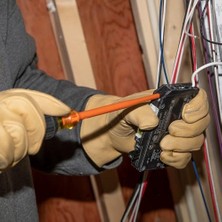 Mi-Ça Home Tools 33736INS Yalıtımlı Tornavida Seti, Phillips, Dolap ve Kare Uçlu 1000V Ince Uçlu Sürücü, 6 Parça 33736INS