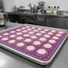 Mi-Ça Home Deconox Büyük Boy Silikon Hamur Açma Matı ve Fırın Pedi – 45X65 cm Ölçekli Yanmaz Yapışmaz Hamur Yoğurma Altlığı, Kaymaz Tabanlı Pasta, Börek ve Pizza Örtüsü (Asorti)