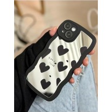 Daisy Home 14 Plus - 15 Plus ile Uyumlu Aynalı Siyah Kalp Tasarımlı Kenarları Silikon Kılıf