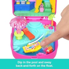 Daisy Home Polly Bebekler ve Oyun Seti, Kediciğin Tatili Taşınabilir Mini Oyun Seti, 1 Mikro Bebek, Yavru Köpek Figürü ve Temaya Uygun Aksesuarlar, JCB17
