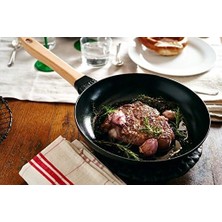 Daisy Home Staub Ahşap Saplı Döküm Kızartma Tavası