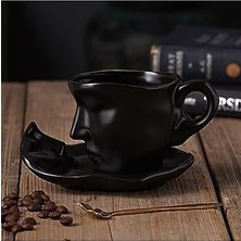 Daisy Home Arvale Iskandinav Yüz Şekilli Fincan Takımı - Mat Beyaz Seramik Kupa ve Dudak Figürlü Tabak - Estetik Kahve Fincanı Seti (Beyaz, 260, Mililitre - 2 Set)