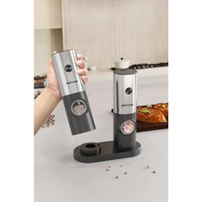 Cekar Store Pilli LED Işıklı Tuz ve Karabiber Öğütücü Ikili Set