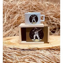 Daisy Home Giftmoda The Dab Hareketi Yapan Astronot Tasarımlı Ahşap Kutulu Kupa