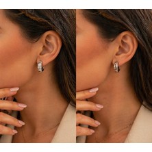 Zrn Accesories Küpe Silver Çift Taraflı Kullanılabilir Taşlı Halka Küpe – Şık & Modern Tasarım 1,3 cm Çap Ölçüsünde